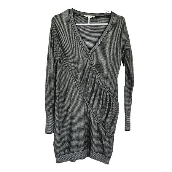 BCBGeneration Sweater Mini Dress Textured Wool Blend -Black Gray- sz S -NWT - Picture 1 of 7